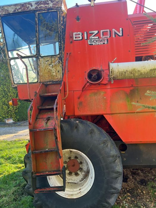 Kombajn bizon Z5056