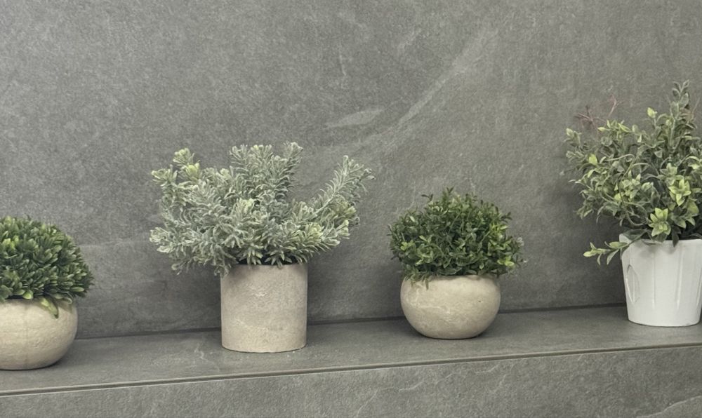 Sztuczne rosliny 4 szt w doniczkach