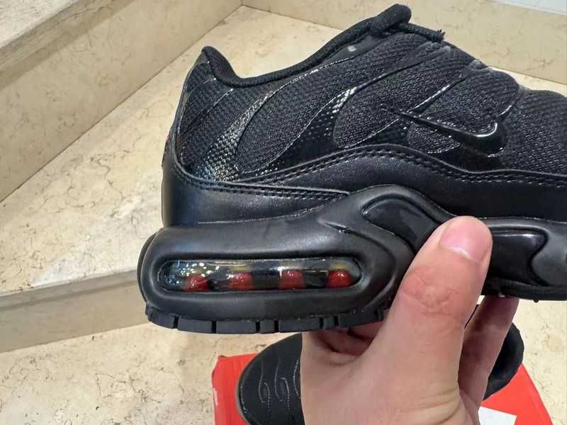 Nike Air Max TN Plus Black EU 40