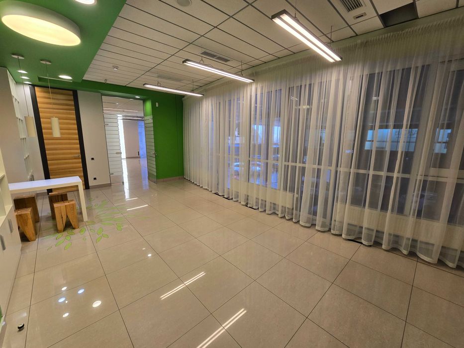 Оренда офісу 300 кв.м. БЦ Карнегі. Кловський 7. 2 поверх. Фасад