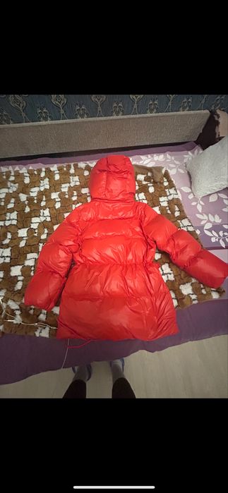 Продам пуховик H&M