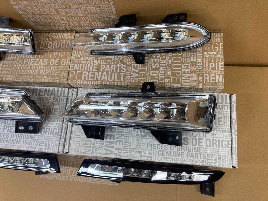 Денні ходові вогні ДХО на Renault Megane 3 леди Grand Scenic 3