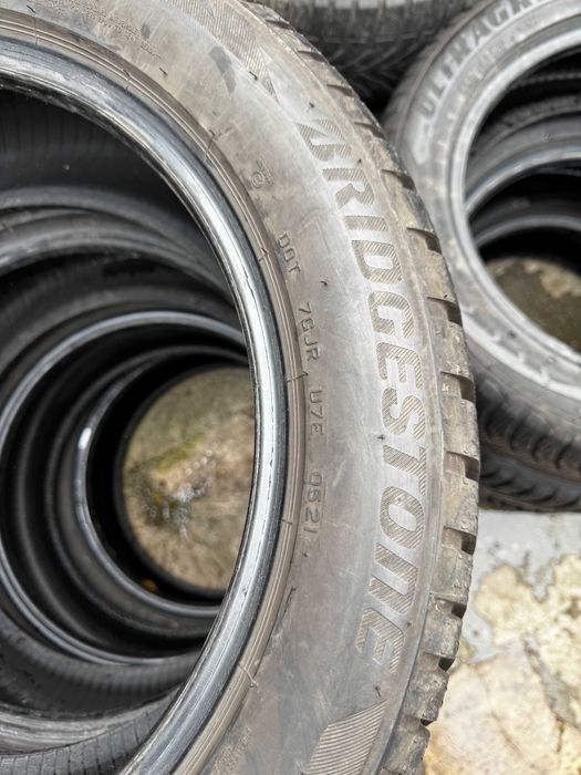 Шини BRIDGESTONE 225/50 R17 98H, Blizzak LM001, зимова резина