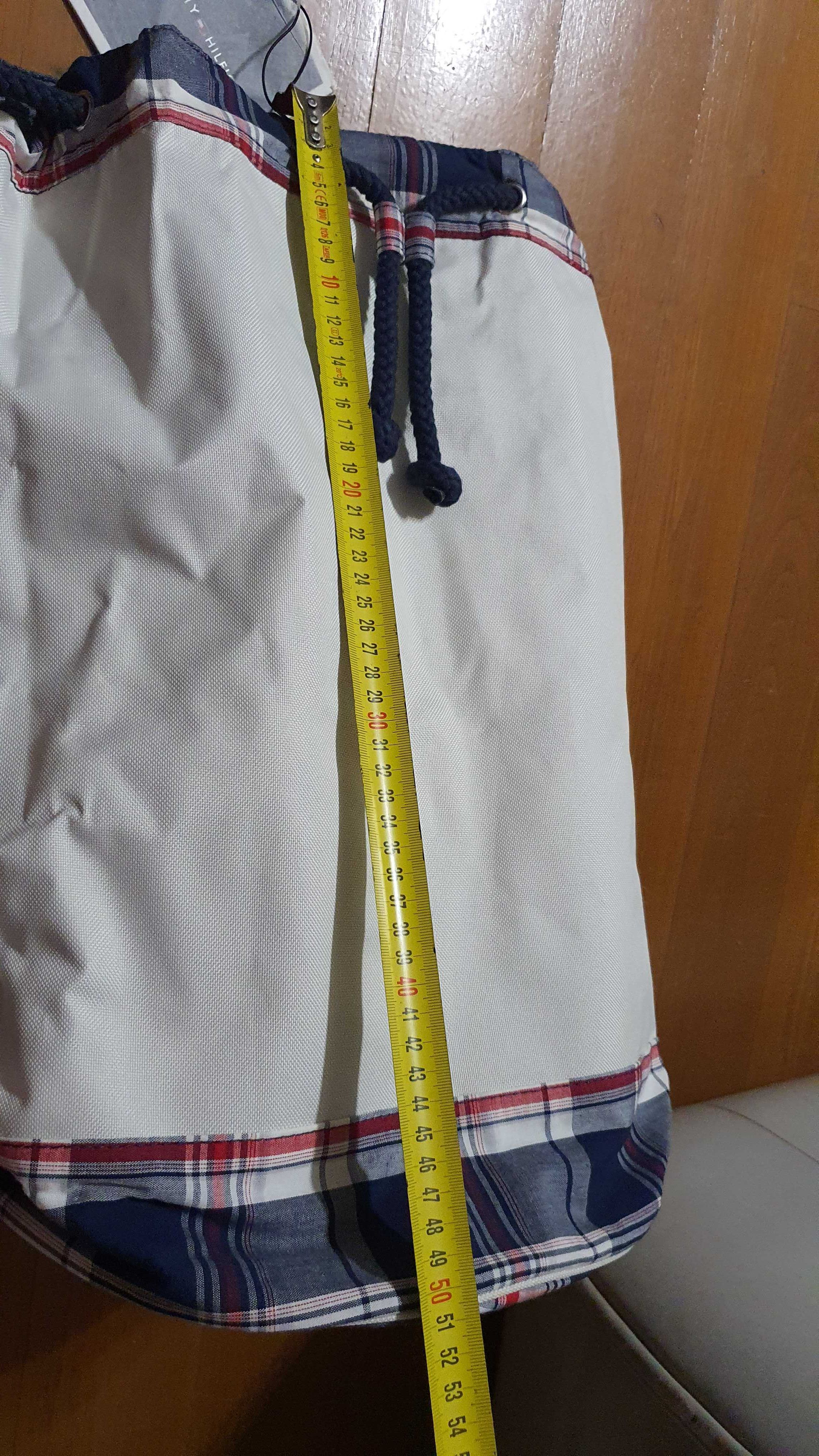 Vendo saco Lacoste novo e original