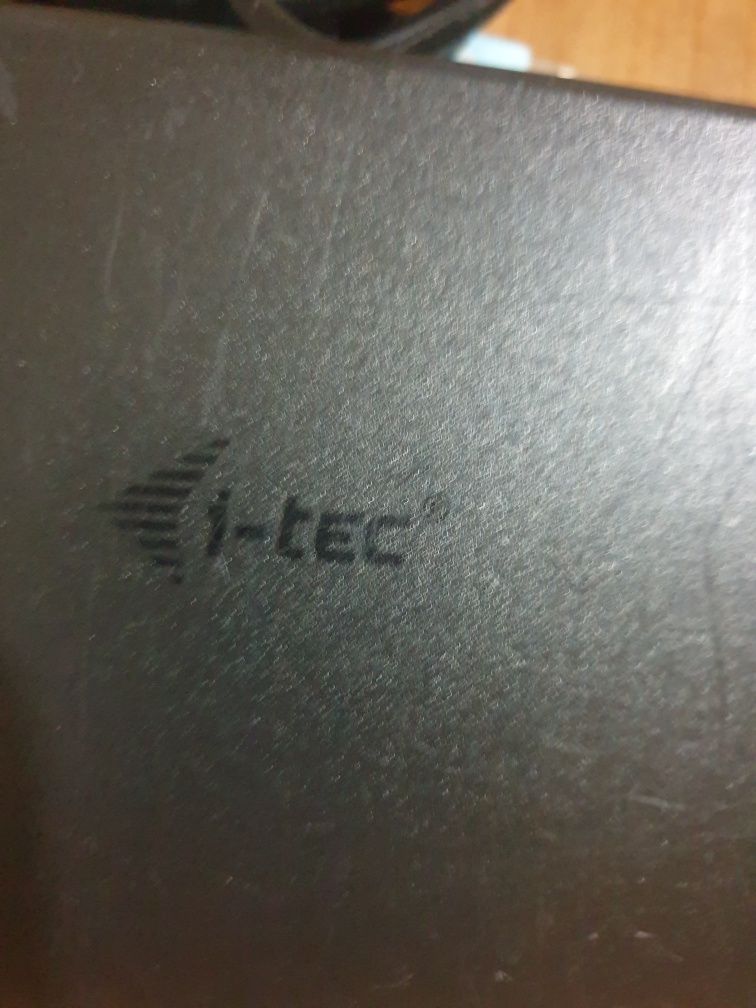 ITec stacja dokująca