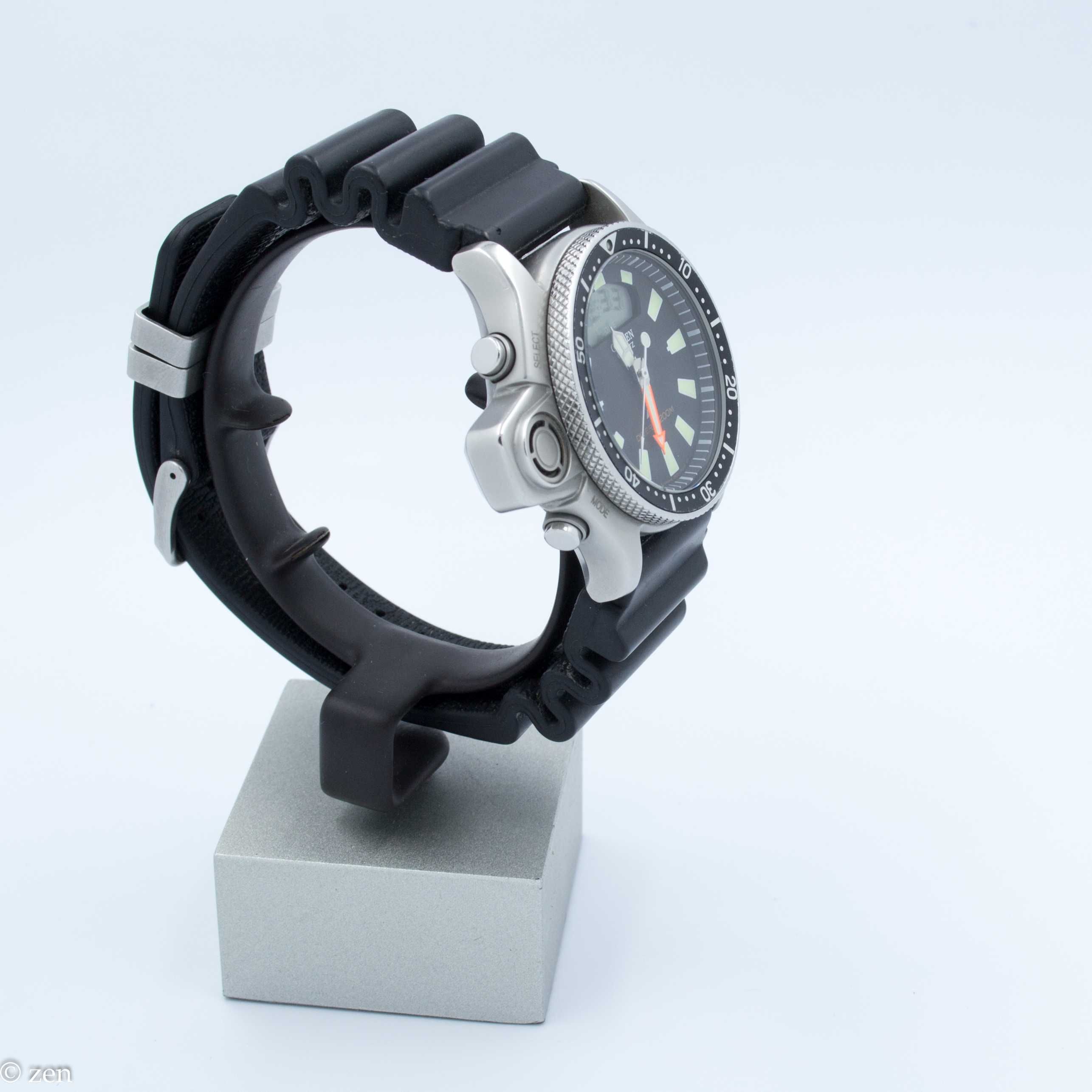 Zegarek męski Citizen Promaster Diver's Aqualand JP2000-08E