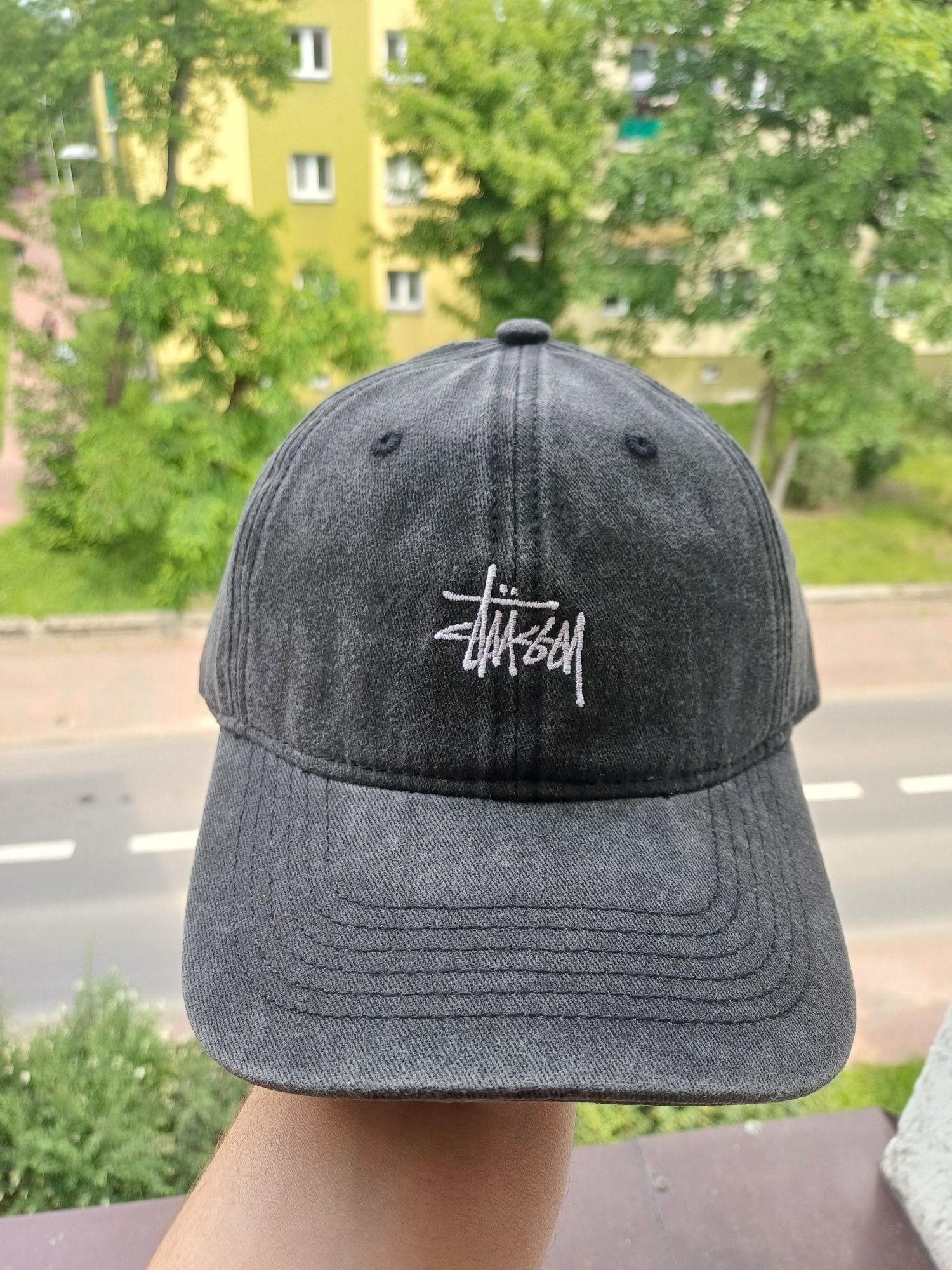 Czapka z daszkiem stüssy