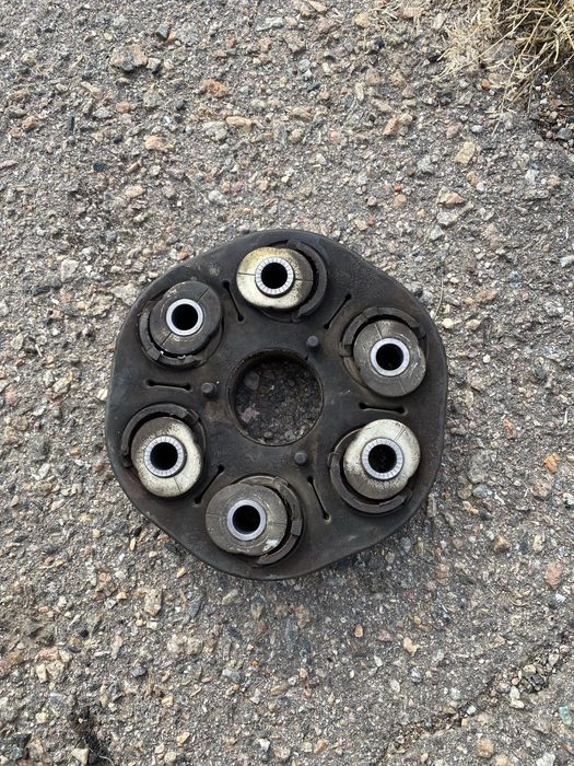 Эластичная муфта бмв е60