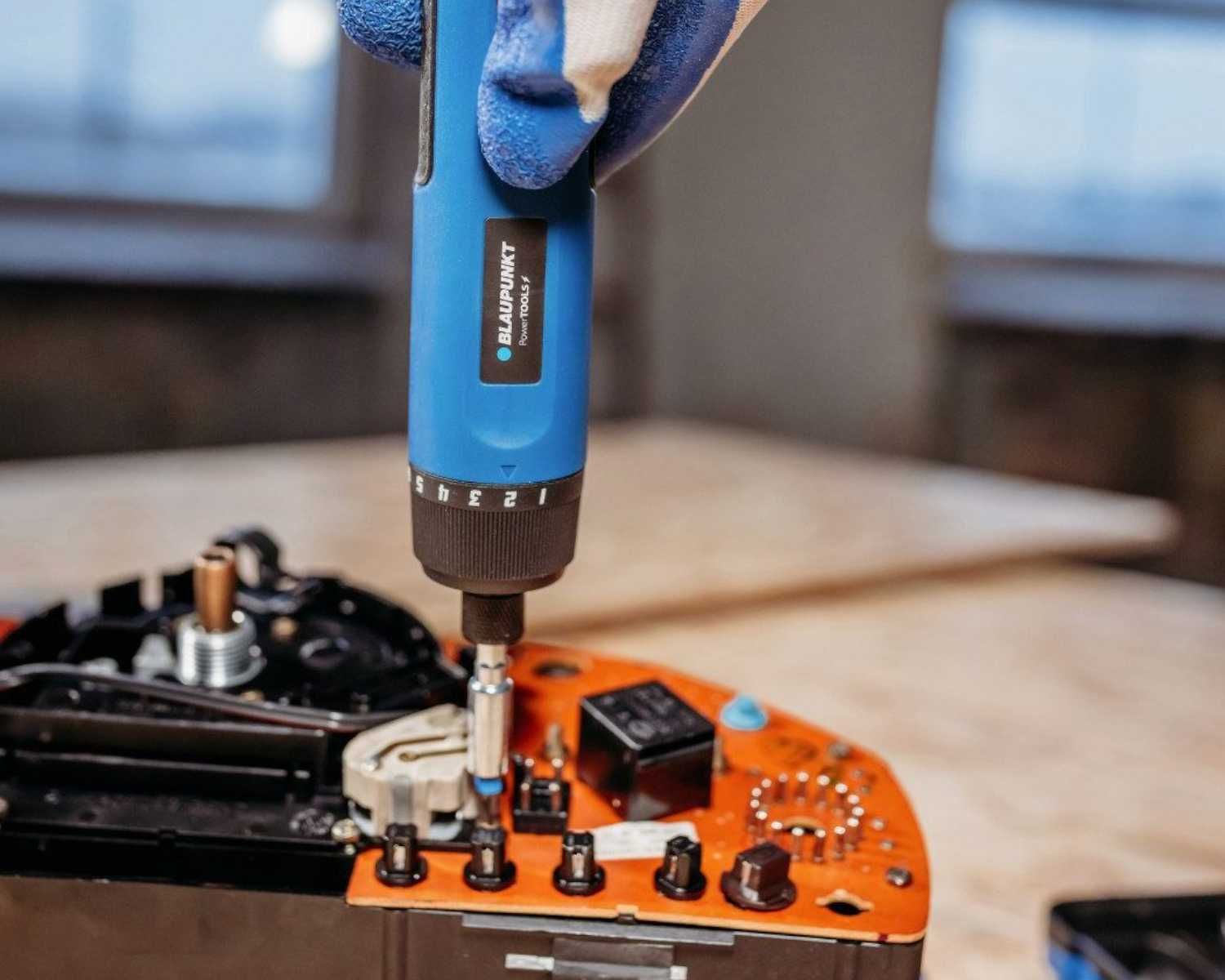 KOMPAKTOWY Wkrętak Akumulatorowy Blaupunkt 4V 5Nm 320obr/min Wysyłka24