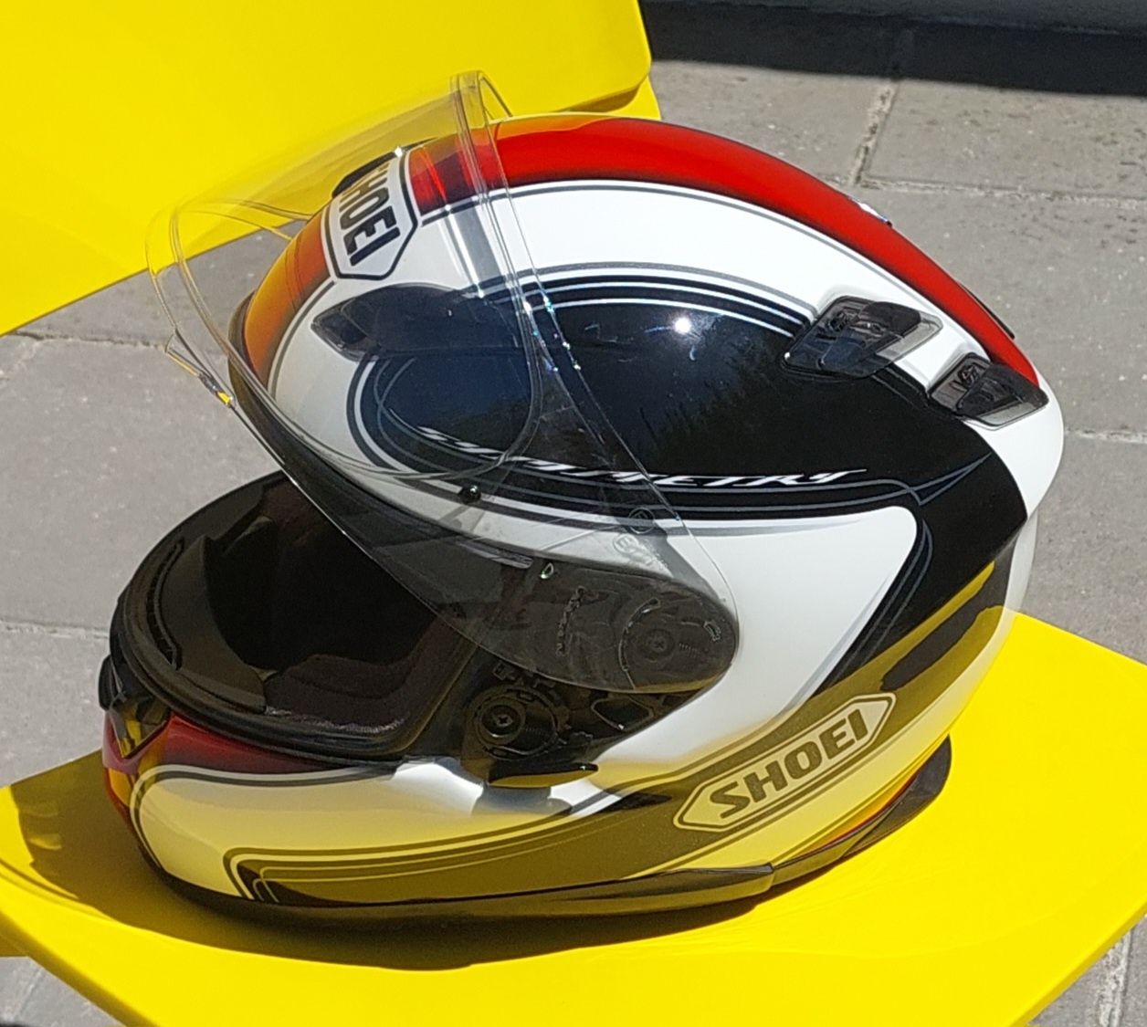 Capacete SHOEI XR1100