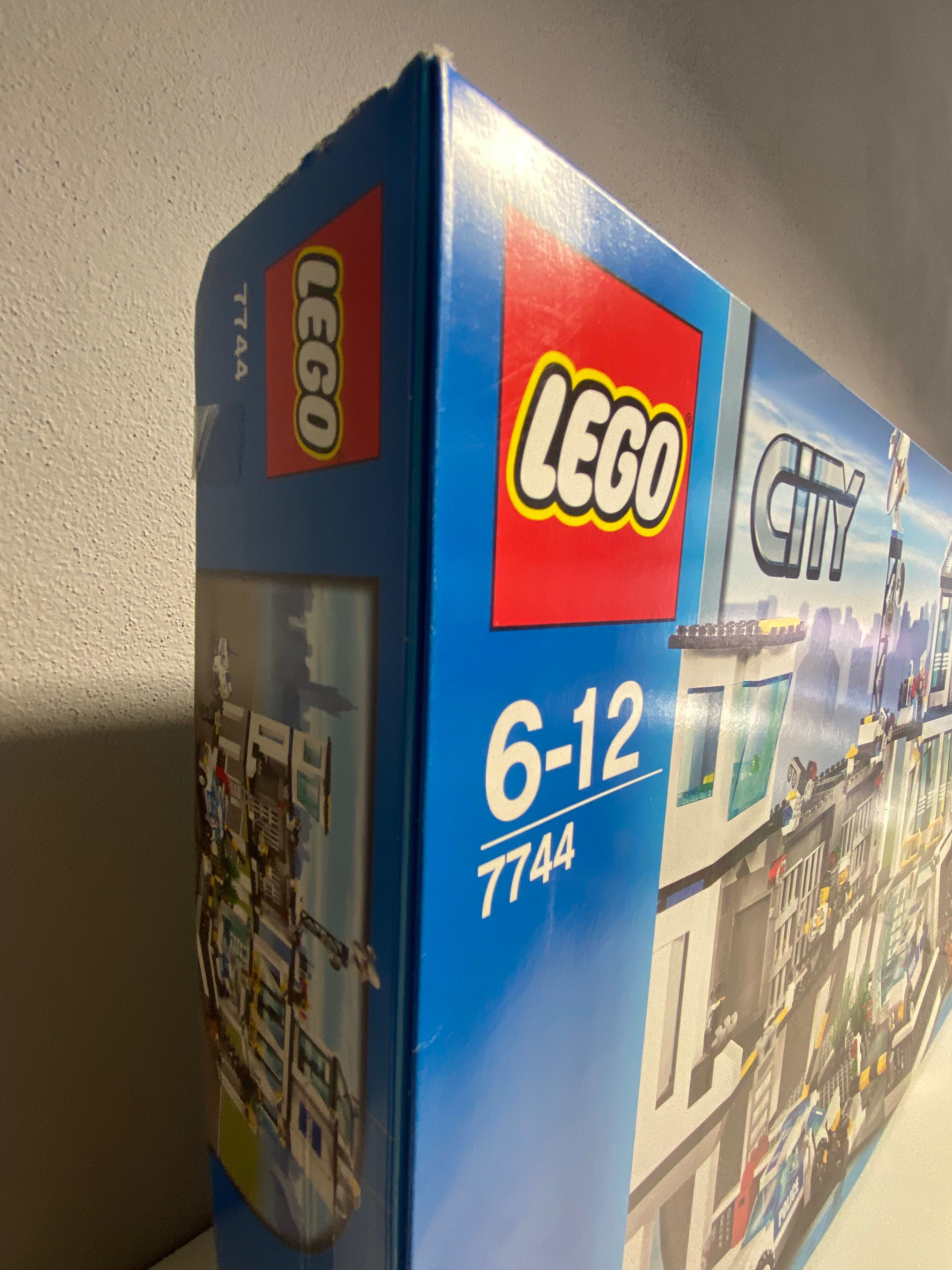 Lego City 7744 Posterunek Policji