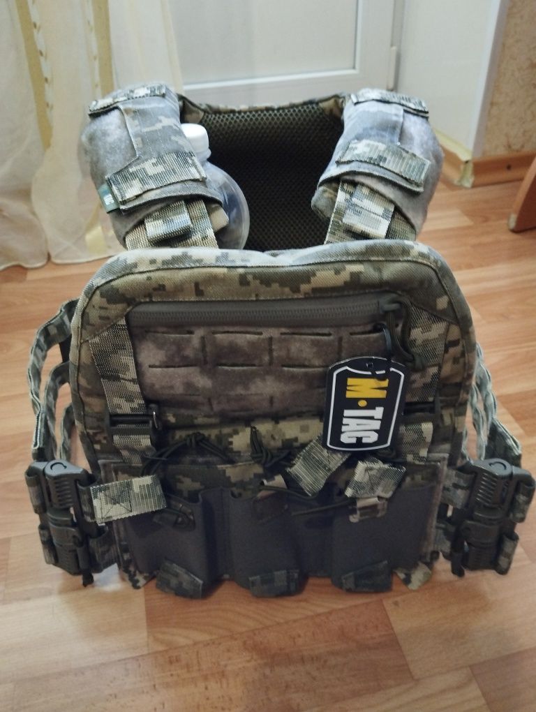 Плитоноска M-Tac Cuirass Elite MM14 з підсумками