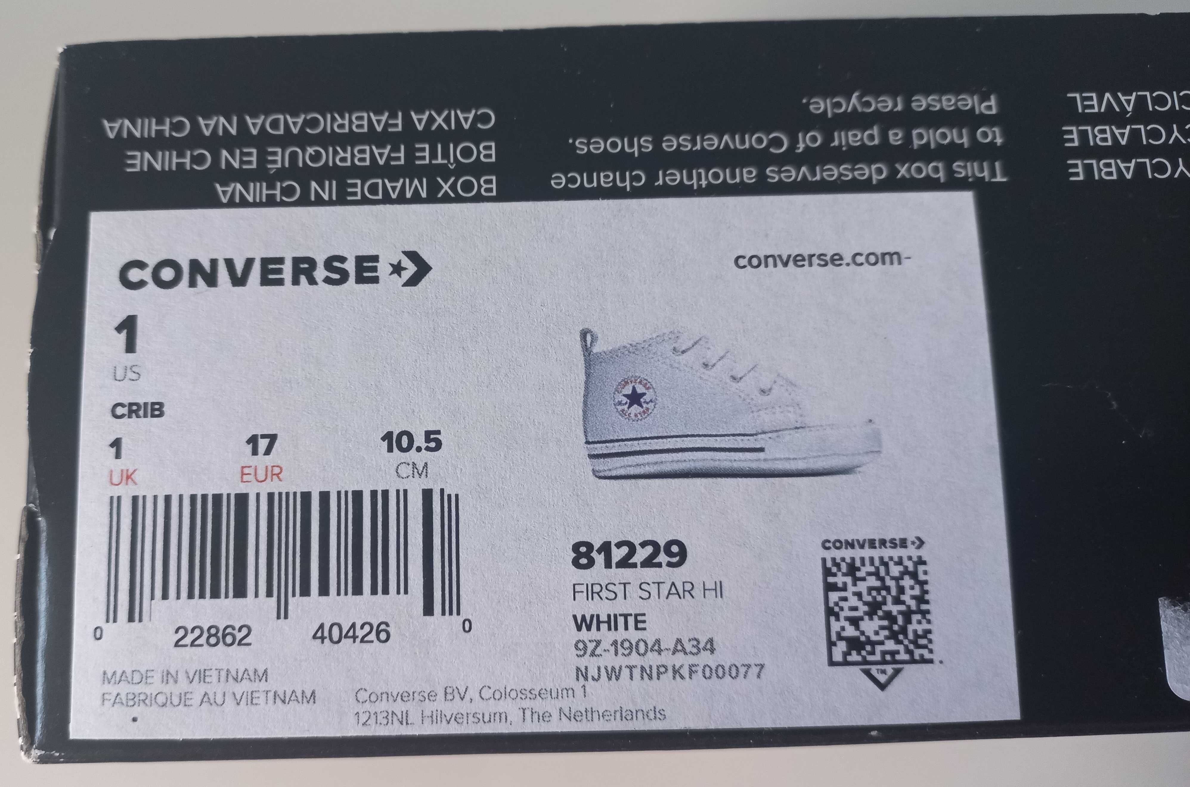 NOVO (ainda na caixa) - Tennis All Star Converse (branco) (tamanho 17)