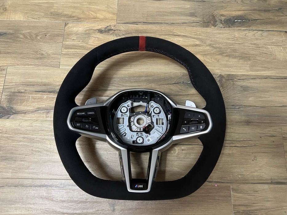 Оригінальне М кермо руль BMW G70 G60 G30 G20 G05 I4 IX I7 I5 г30 г70