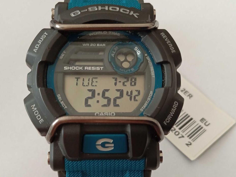 Casio G-Shock GD-400 z metką i puszką