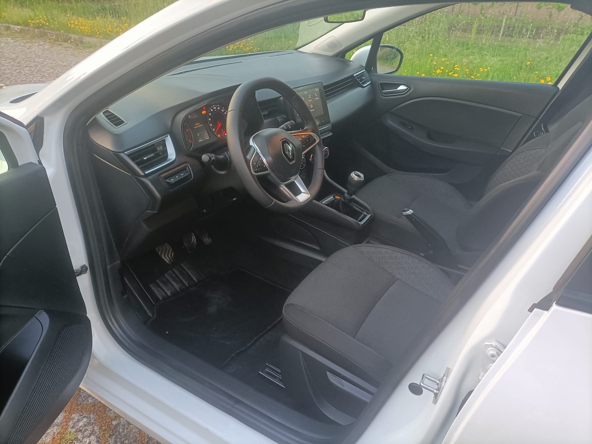 Renault Clio 1.5 Blue dci  Lilmited