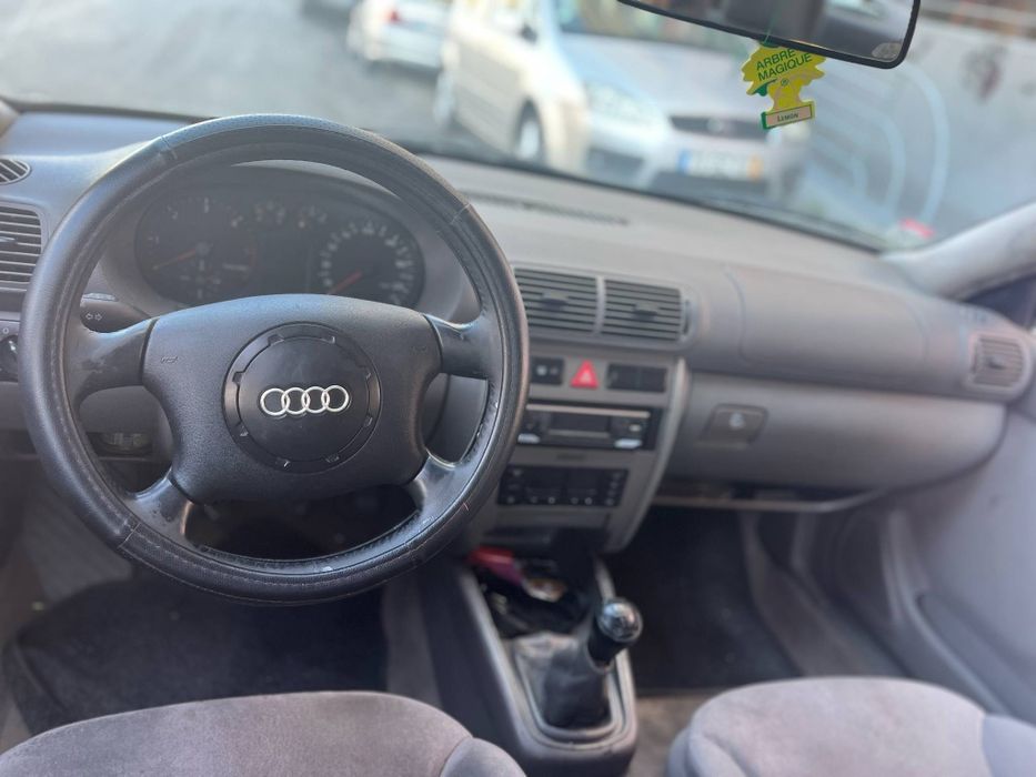 Audi A3 impecável