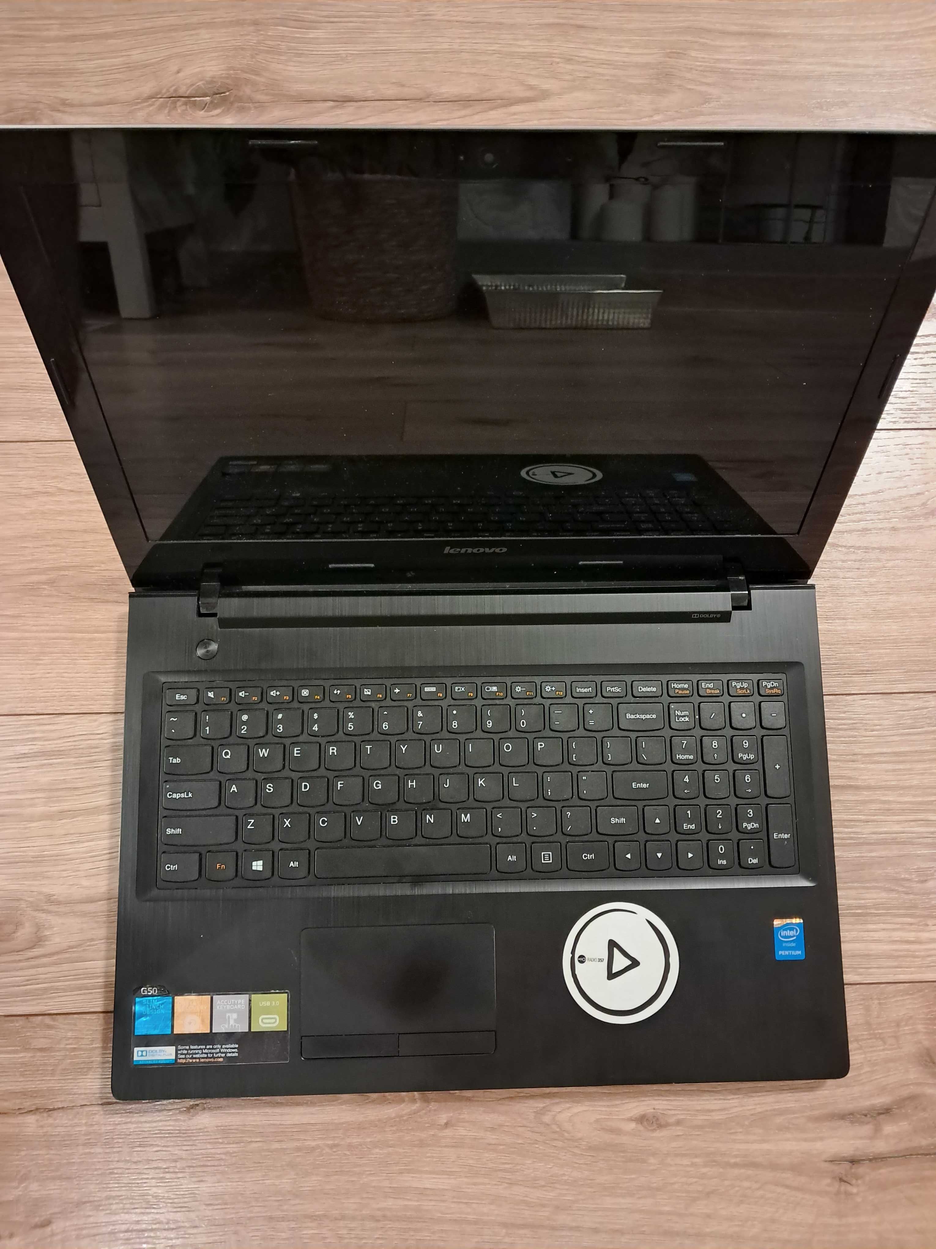 Laptop LENOVO G50-30
