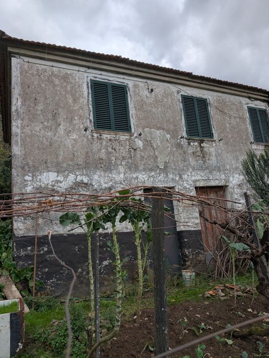 Casa   para  venda .