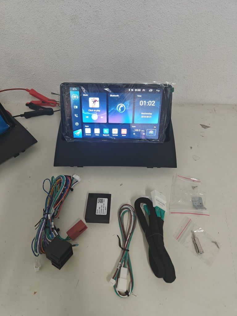 Radio 2 DIN Android 9" Megane 2 4+32 GB + carplay e Android auto + GPS
