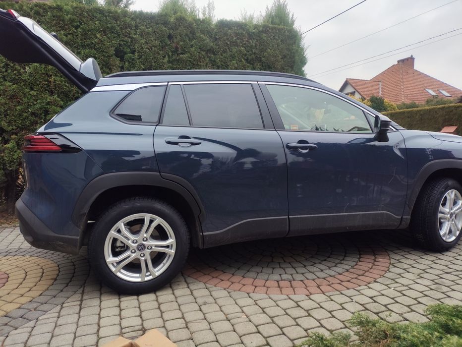 Nowe koła zimowe z czujnikami 17 5x114,3 Toyota Corolla Cross Yaris