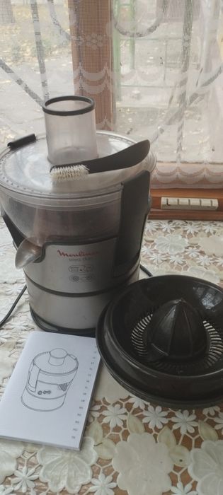 Соковижималки з насадкою для цитрусових