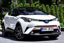 Toyota C-HR 1.8 ben+hybr ! Executive ! Navi ! Kamera ! Jak nowy ! Ful LED !