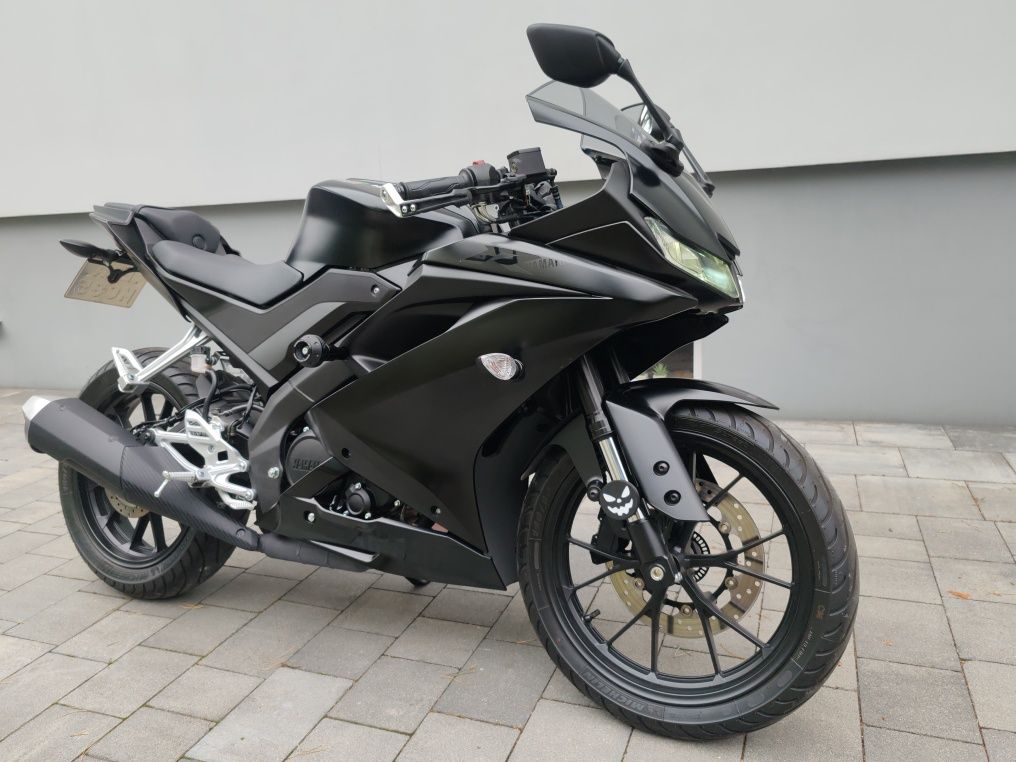 Motocykl Yamaha YZF R125 niski przebieg salon PL r-125 łódzkie