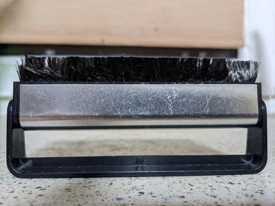 Щітка для чищення платівок