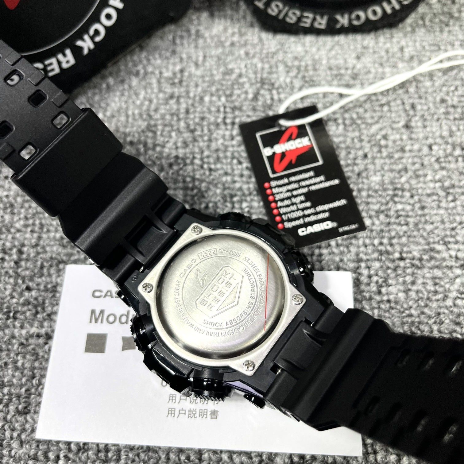 Casio G-Shock GA-710 sportowy i elegancki męski zegarek