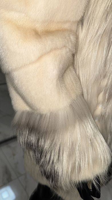 Норкова шуба розкішна