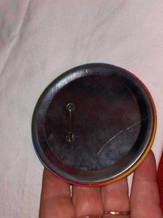 подарок значок металл с днем рождения happy birthday