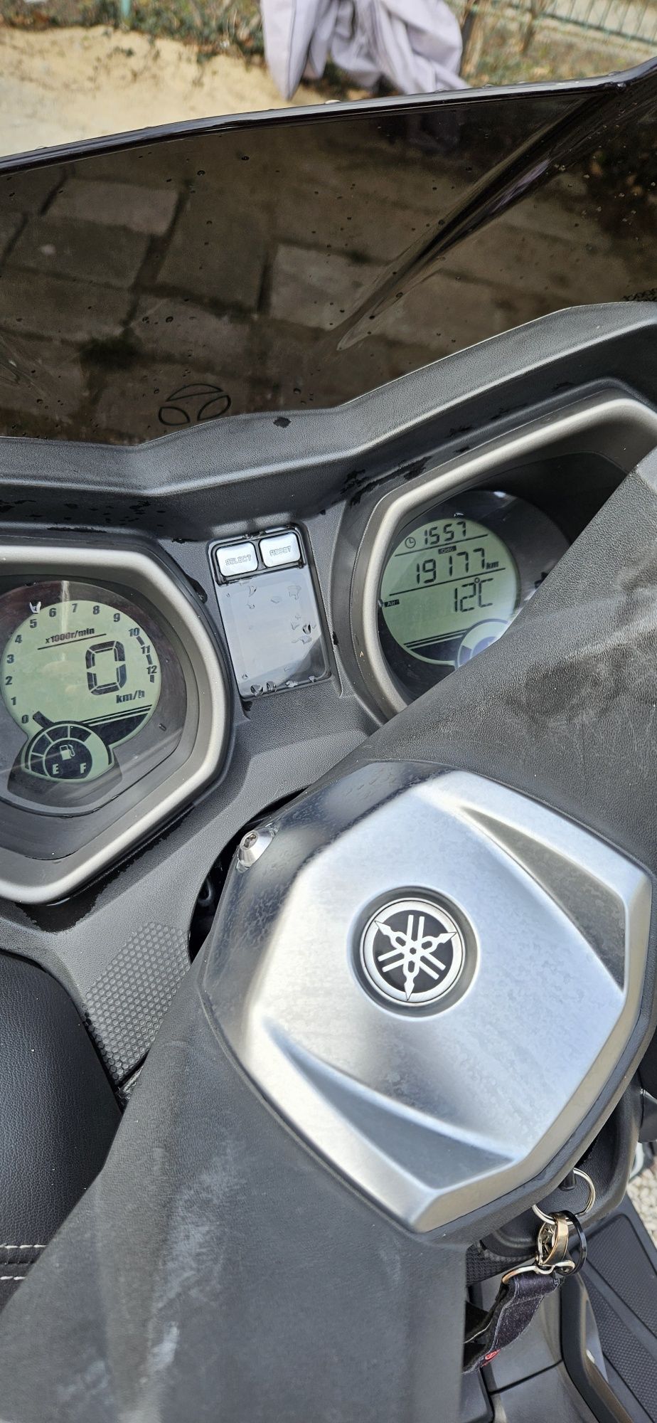 Yamaha Xmax 125Momo design