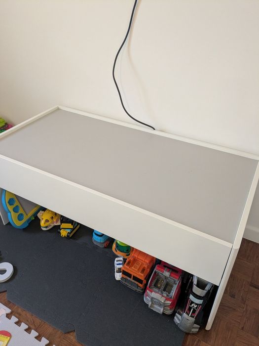 Mesa brincar IKEA