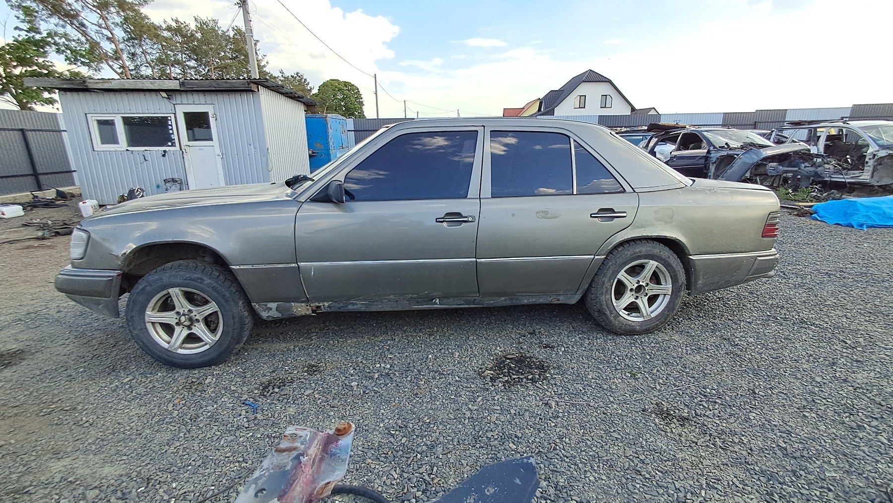 Розборка Mercedes Benz W124