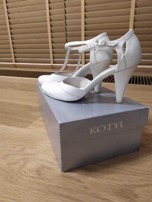 Buty ślubne Kotyl rozmiar 37