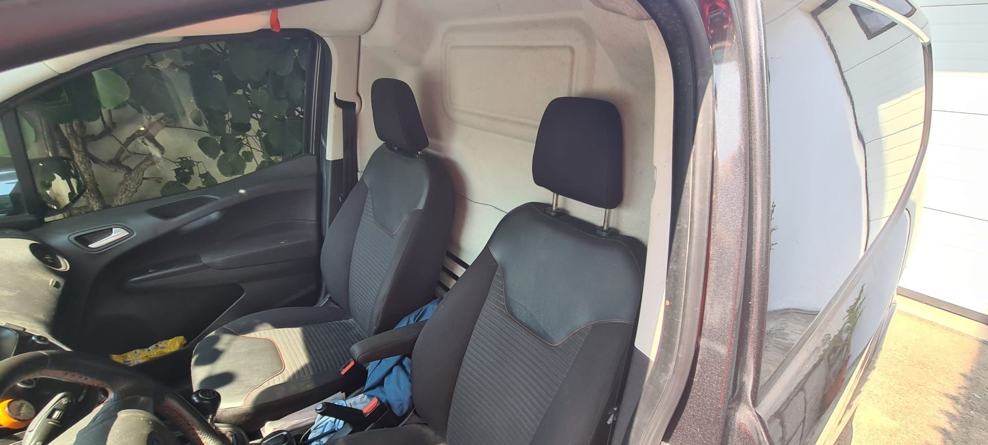 Ford transit courrier 1.5 100cv
