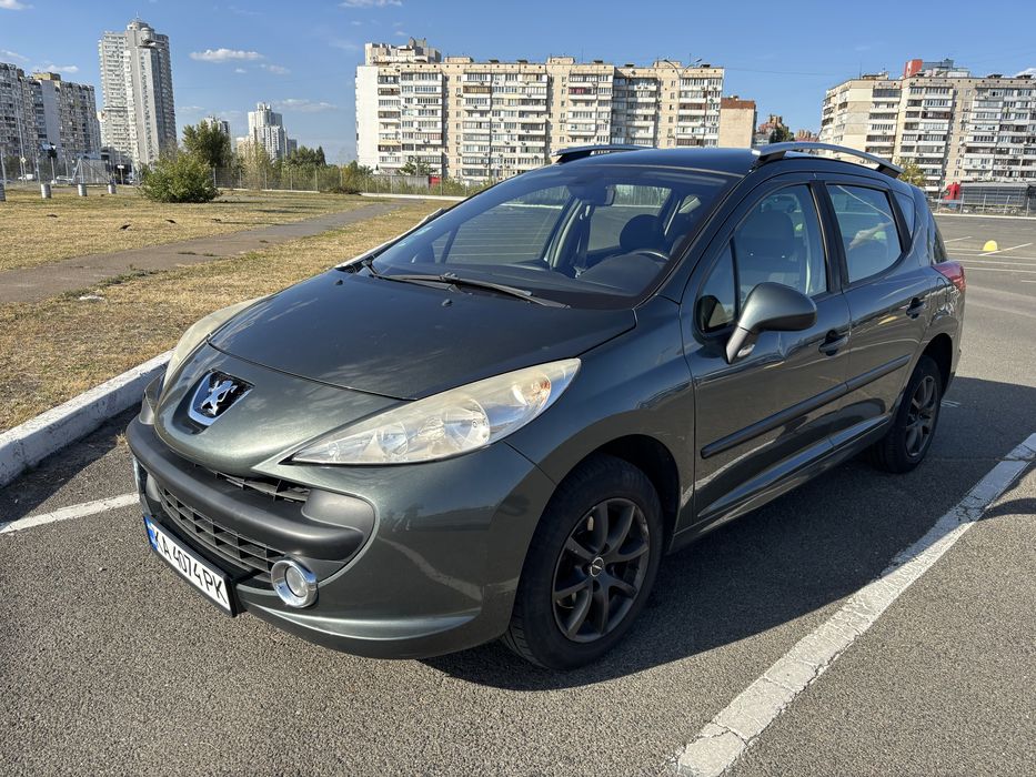 Срочно! Peugeot 207 sw 2008р.