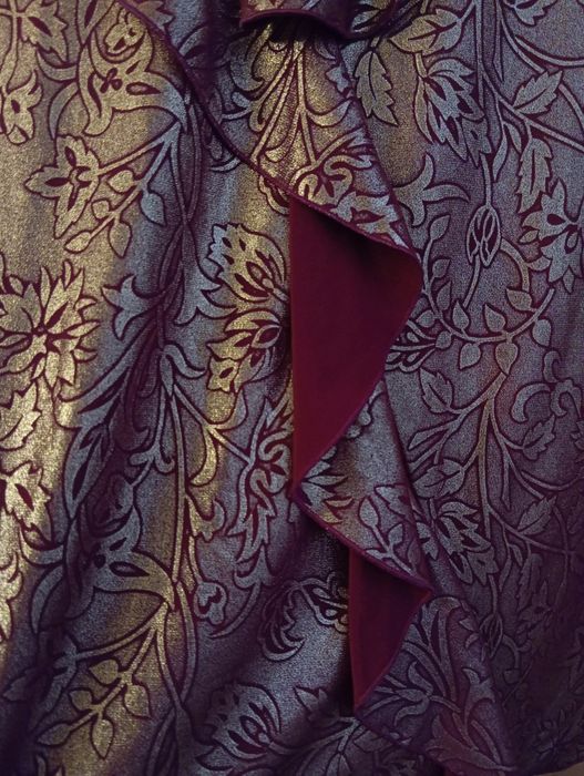 Bordowo-złota bluzka z krótkim rękawem, falbany, zdobienie, Lukan