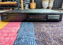 Tuner Onkyo T-4930