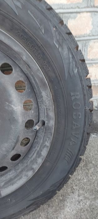 Продам колесо для форд на зимній резині