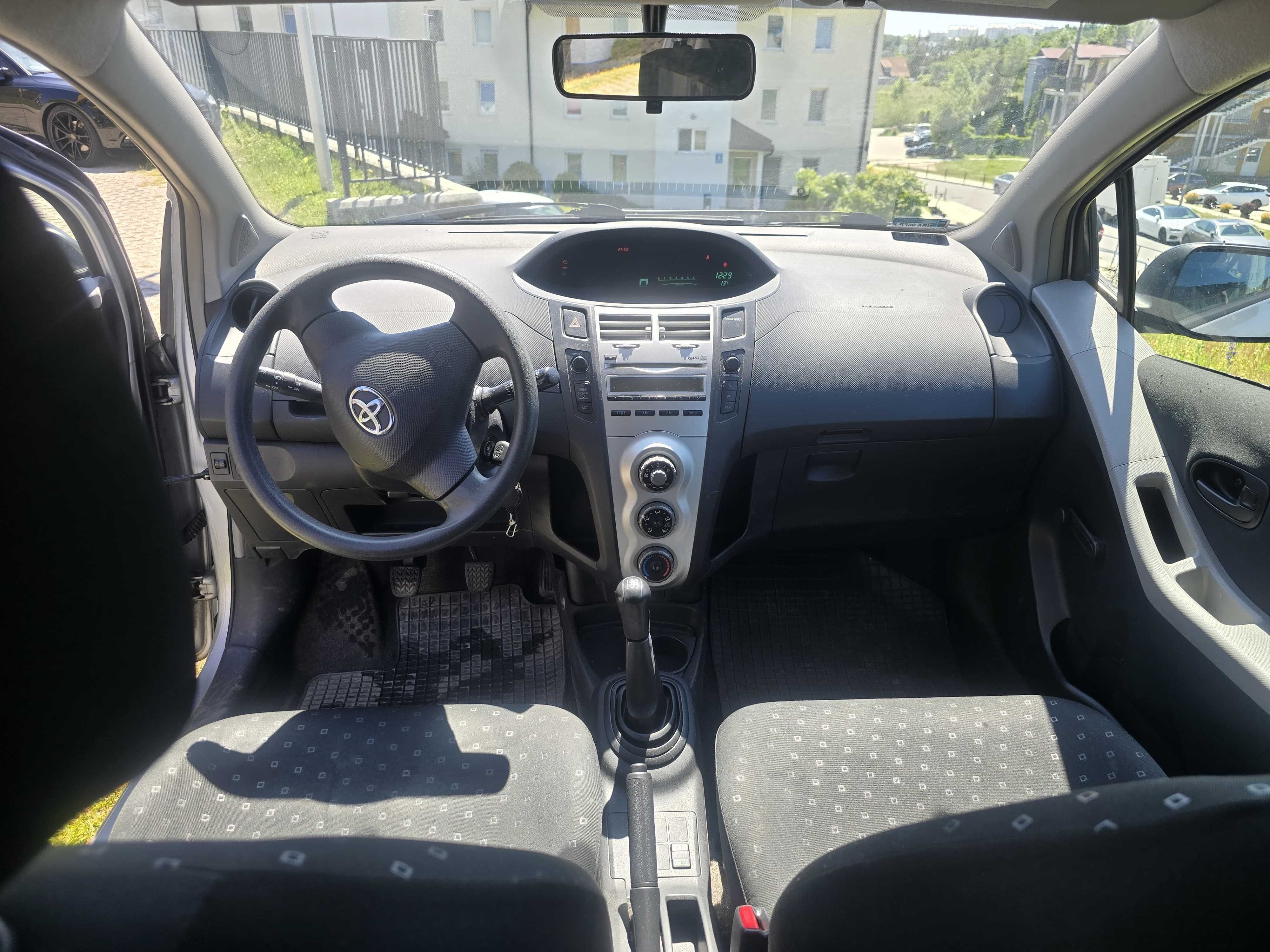 Toyota Yaris 1.3 benzyna, 2007r