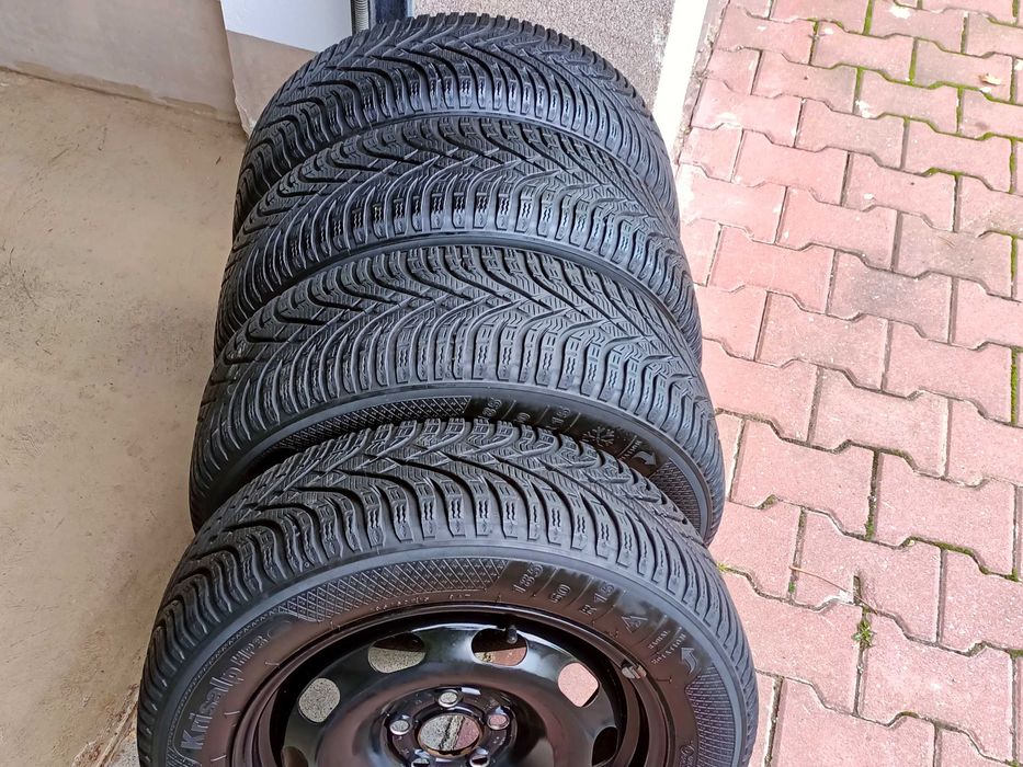 Sprzedam komplet kół 185/60/R15 pasują Seat, Skoda, VW.