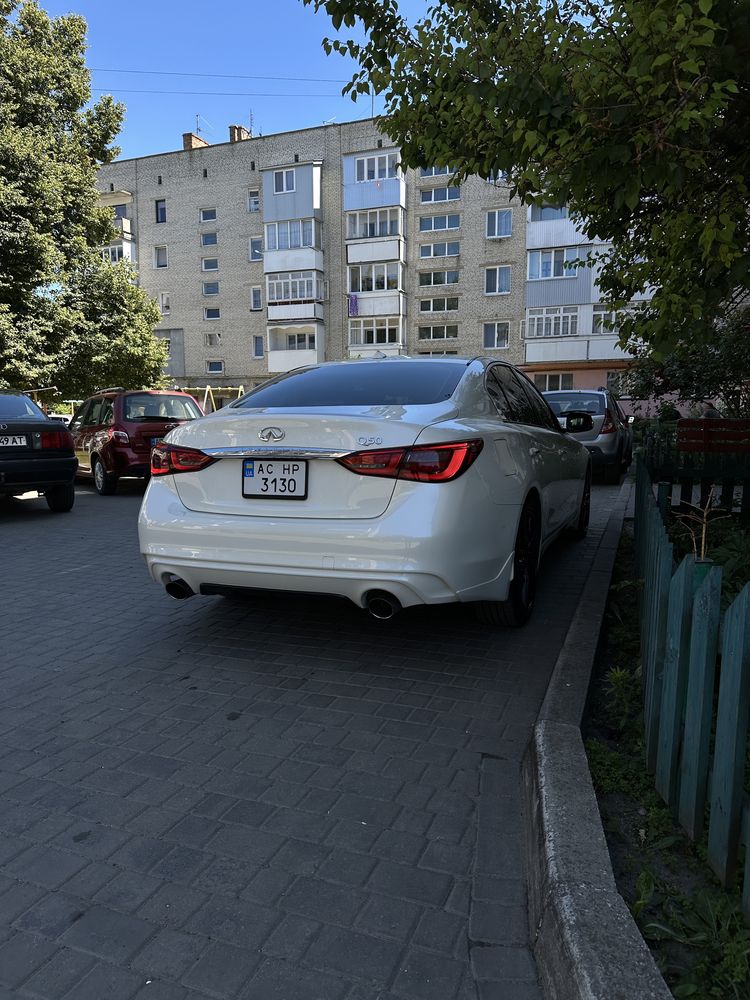 Срочно, без торгу! Infiniti Q50 3.0t 2018 V6 Twin-Turbo