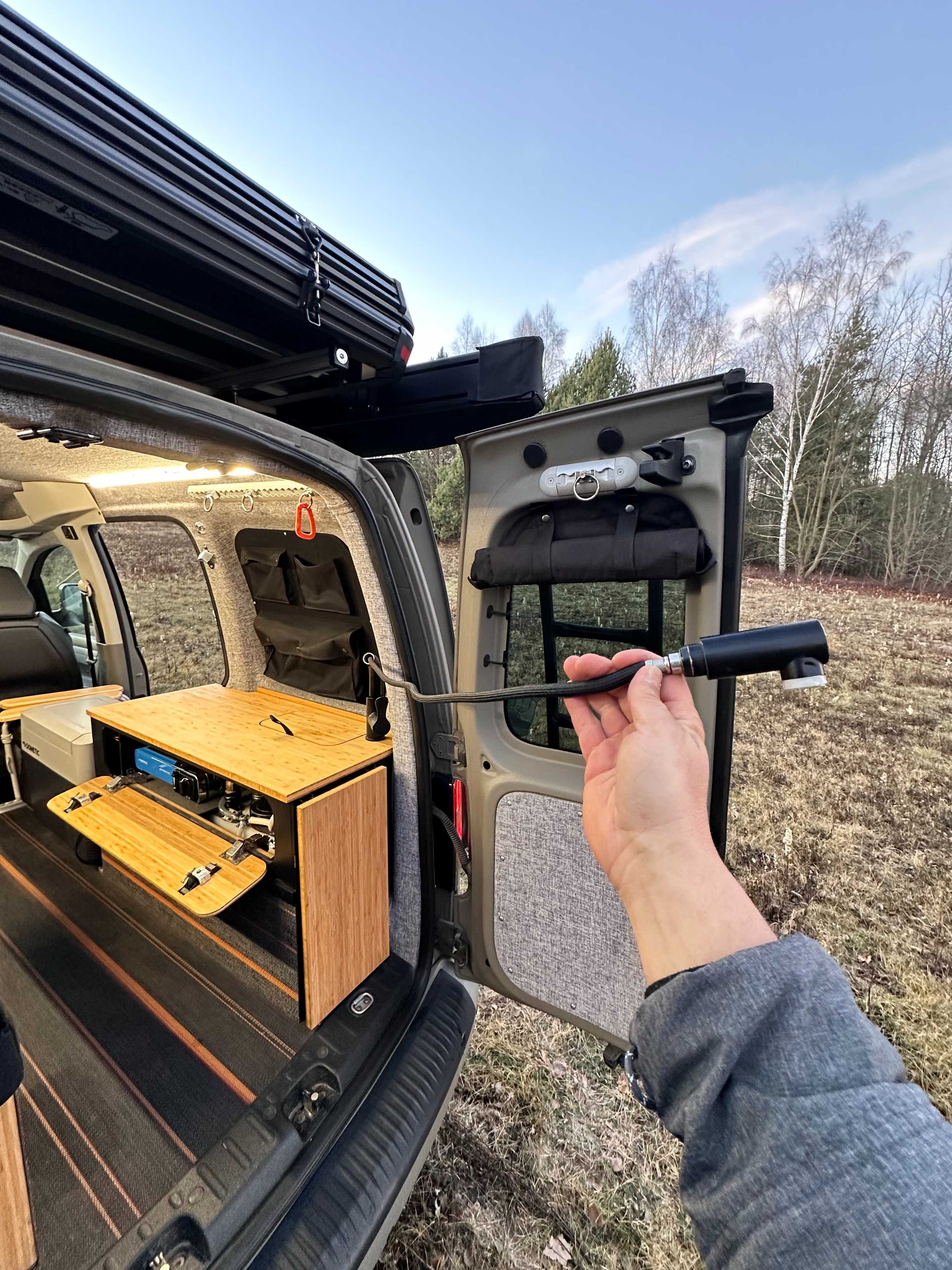 VW Caddy 4x4 - kamper mały ale .. - ZAMIANA