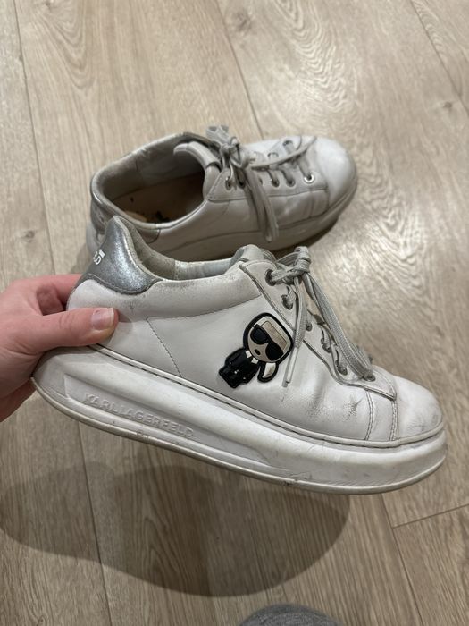 biale buty sneakersy damskie Karl Lagerfeld na platformie 38