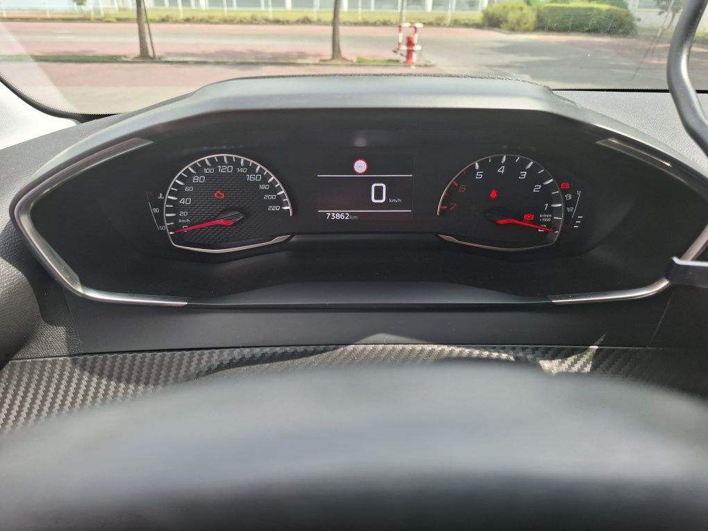 Peugeot 208 1.5 blueHdi Allure pack