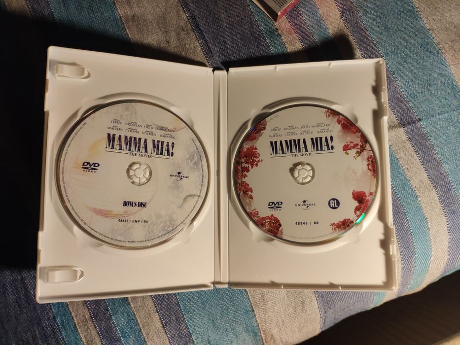 DVDs with extras for €564343240013059123