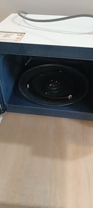 Мікрохвильовка, мікрохвильова піч Samsung ME81KRW-1/BW