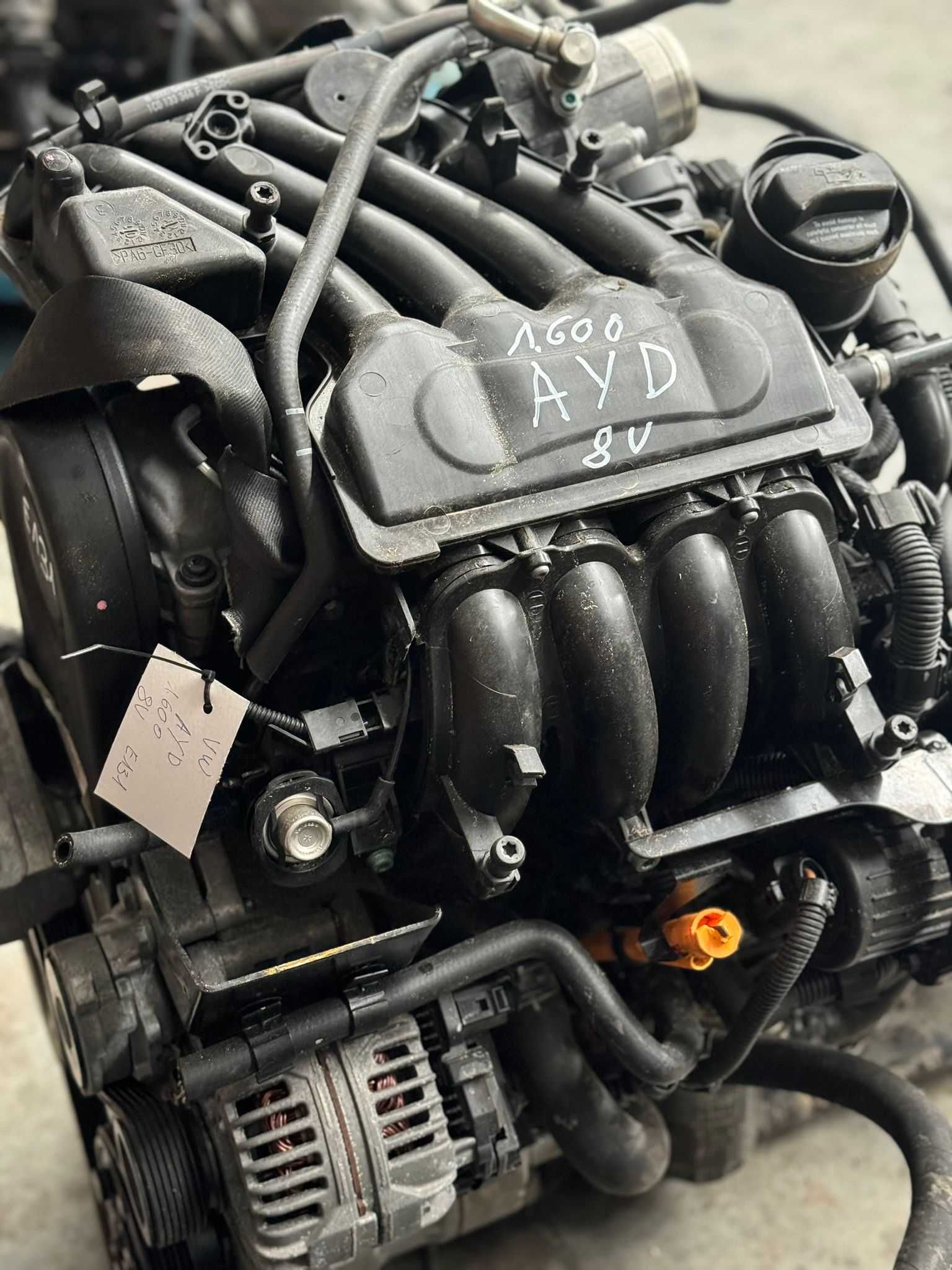 Motor usado VW NEW BEETLE 1.6 102cv - Ref: AYD